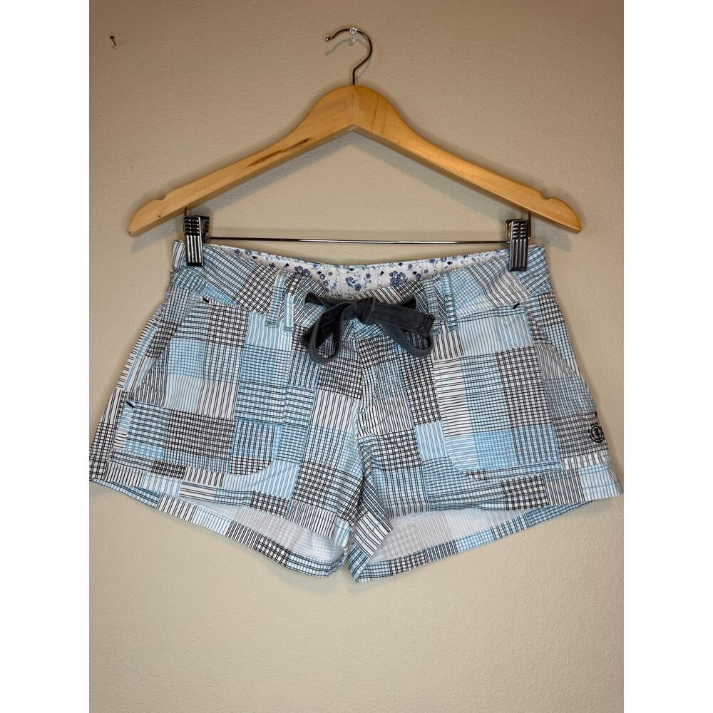 Element stripped patch like stretch shorts